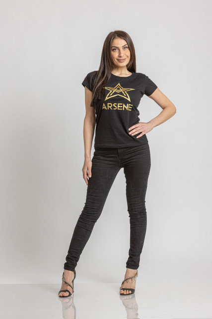 Black T-shirt with gold ARSENE branding.